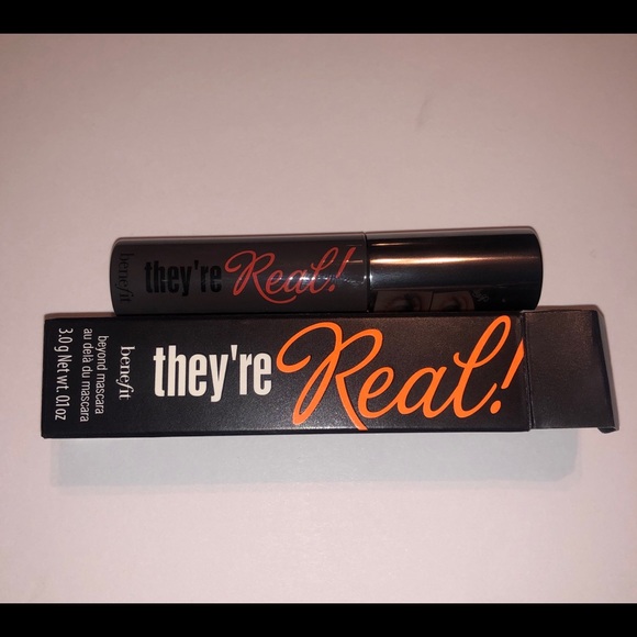 Benefit They’re Real Mascara - Picture 1 of 3